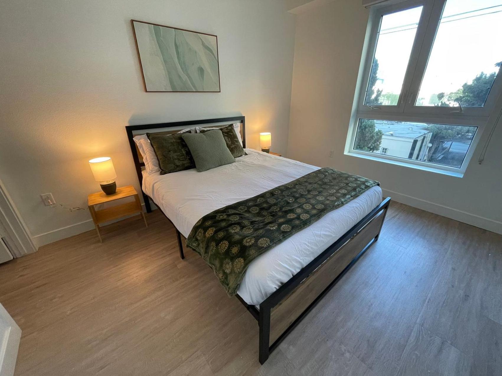 Chic Urban Retreat In Heart Of La, Steps From Attractions! Hotel Los Angeles Ngoại thất bức ảnh